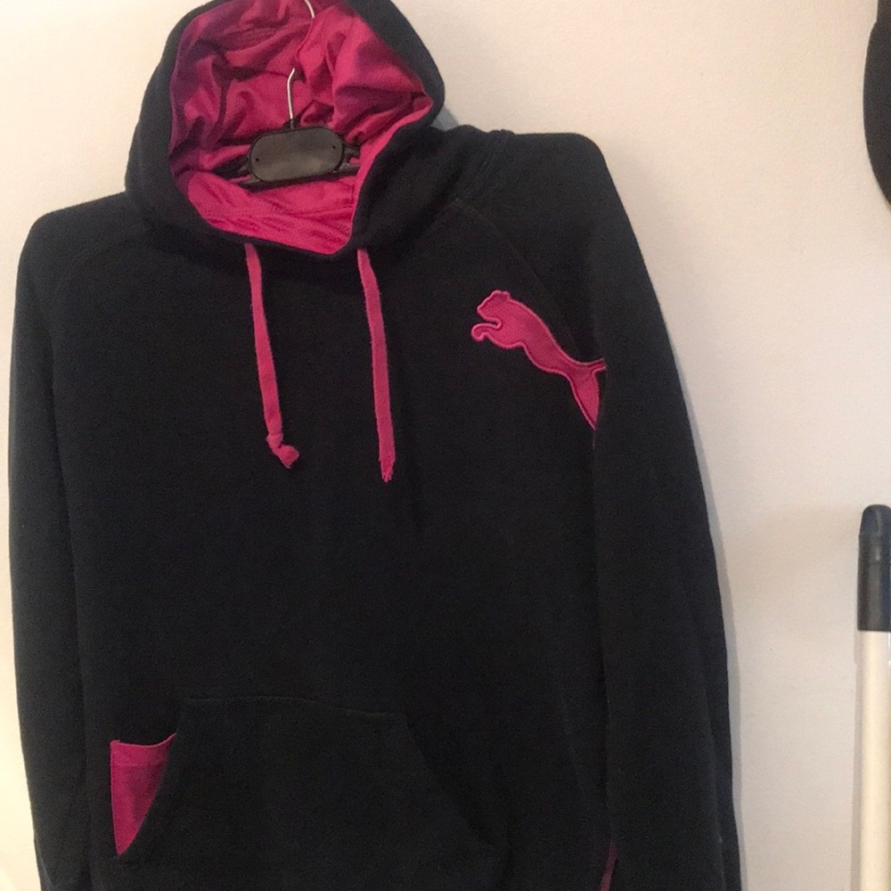 Super Stylin Puma Athletic Hot pink and black performance hoodie